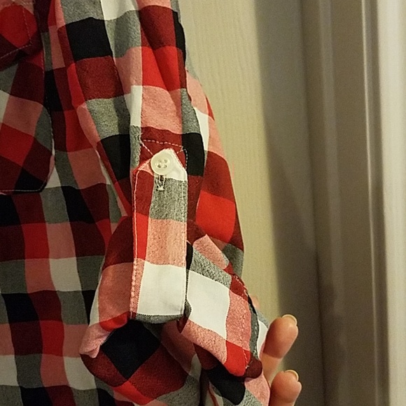 Plaid button down blouse sz. L NEW - Picture 3 of 9